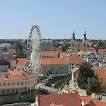 Apartament Belvarosi *