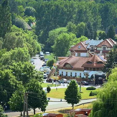 Belvarosi Διαμέρισμα *